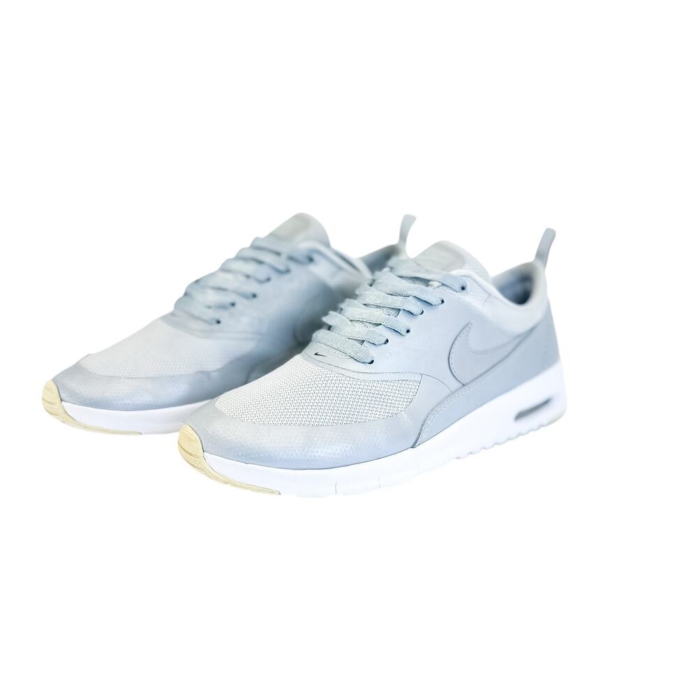 Nike Women’s Air Max Thea Premium Leather Metallic Platinum Size 7